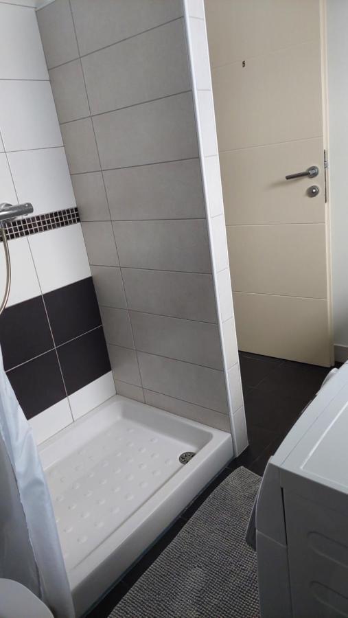 クラーニApartma Samoアパートメント エクステリア 写真